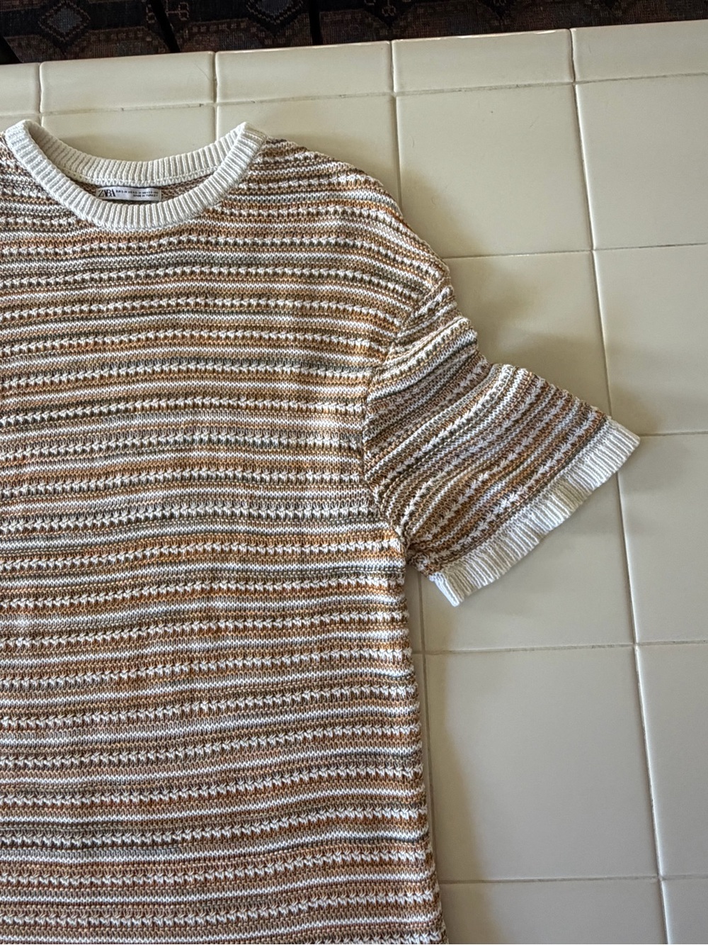 Zara Men's Textured Knit Short Sleeve Sweater Striped Tan Grey Size S/M - Picture 5 of 6